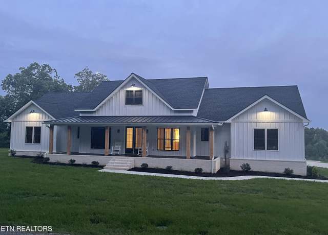 Property at 320 Ridge Ln, Monterey, TN 38574, 3 beds, 2.5 baths