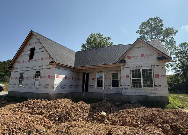 Property at 7946 Beeler Farms Ln, Knoxville, TN 37918, 4 beds, 3 baths