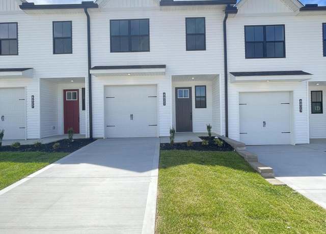 Property at 8825 Chapman Trace Way, Knoxville, TN 37920, 3 beds, 2.5 baths