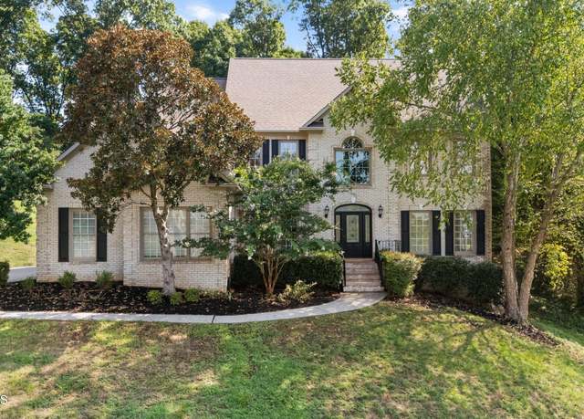 Property at 624 Valley Hill Ln, Knoxville, TN 37922, 5 beds, 4.5 baths
