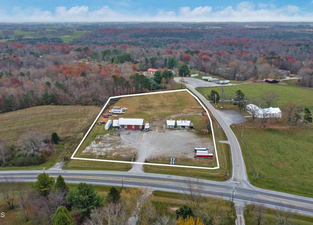 Property at 4949 S York Hwy, Jamestown, TN 38556, 1 bed, 1.5 baths