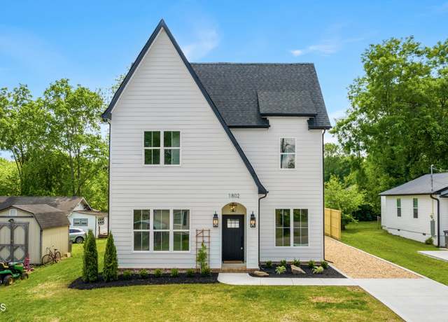 Property at 1802 Minnis Ave, Knoxville, TN 37920, 5 beds, 3.5 baths