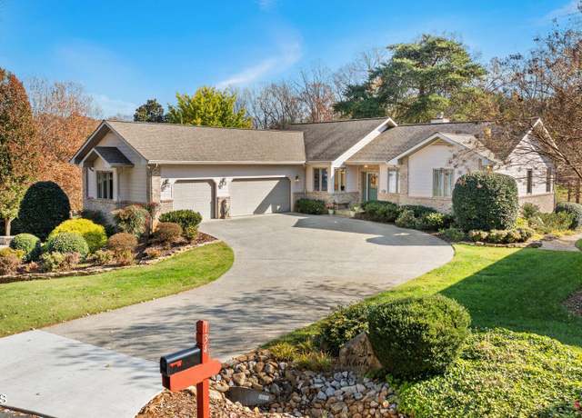 Property at 134 Talah Trce, Loudon, TN 37774, 4 beds, 3.5 baths