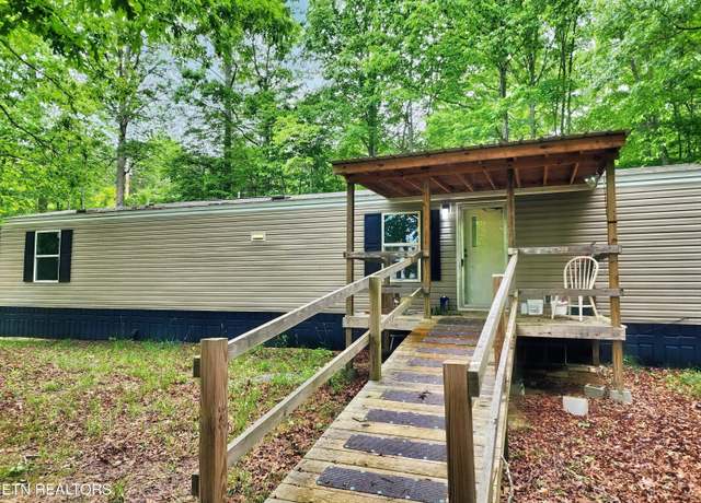 Property at 334 Corrington Ln, Lafollette, TN 37766, 2 beds, 1 bath