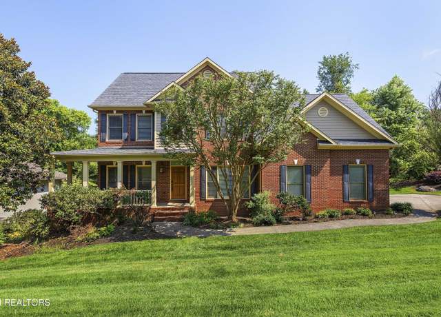 Property at 12649 Bayview Dr, Knoxville, TN 37922, 5 beds, 4 baths
