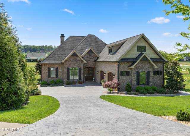 Property at 1226 Chestnut Ln, Loudon, TN 37774, 3 beds, 2.5 baths