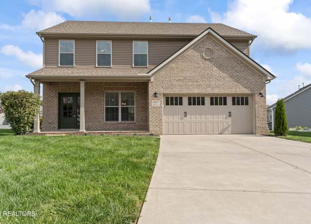 Property at 1907 Dark Sky Ln, Knoxville, TN 37932, 4 beds, 2.5 baths
