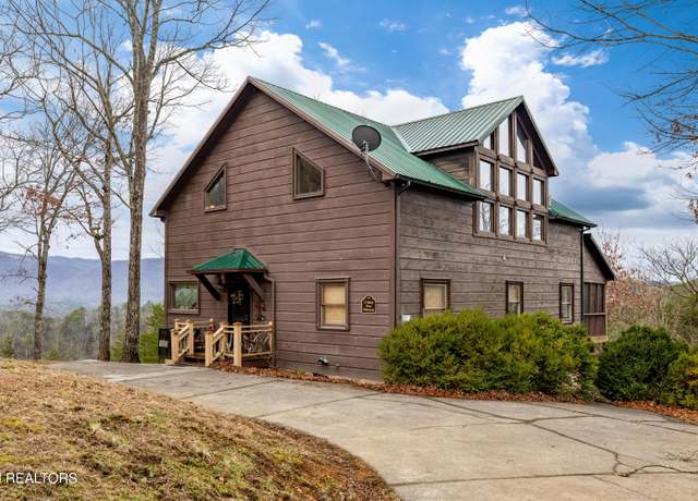 Property at 504 Twin Oak Mountain Ln, Townsend, TN 37882, 3 beds, 3 baths