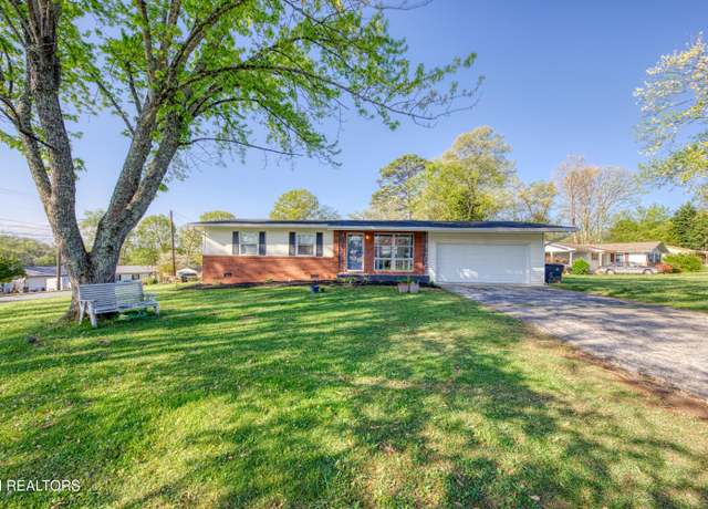 Property at 2101 Antietam Rd, Knoxville, TN 37917, 3 beds, 2 baths