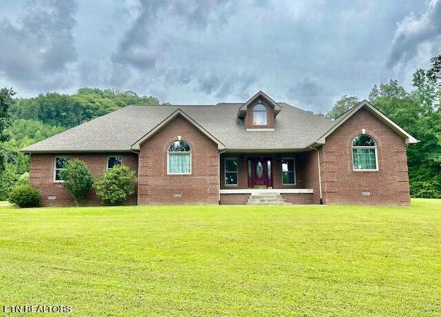 Property at 412 Page School Rd, Pineville, KY 40977, 3 beds, 2 baths