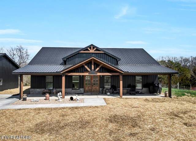 Property at 196 Guinn Dr, Greeneville, TN 37743, 3 beds, 2 baths