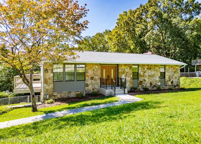 Property at 4804 Farland Dr, Knoxville, TN 37909, 4 beds, 3 baths