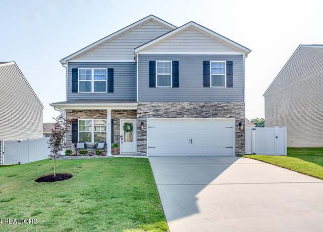 Property at 211 Moonrise Ln, Maryville, TN 37801, 4 beds, 2.5 baths