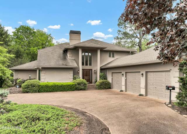 Property at 213 Saint Andrews Dr, Knoxville, TN 37934, 4 beds, 4 baths