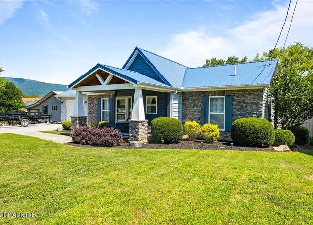 Property at 239 Cliffside Dr, Lafollette, TN 37766, 4 beds, 2 baths