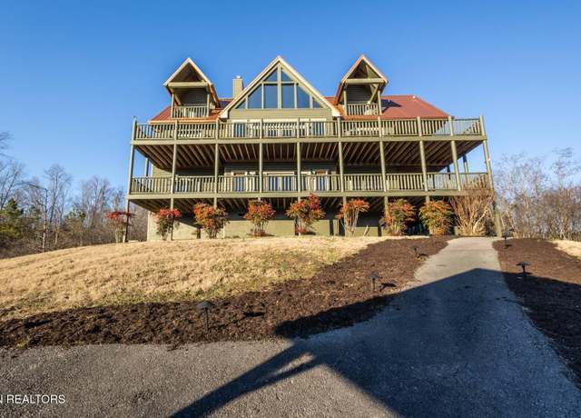Property at 159 Spotted Fawn Ln, Dandridge, TN 37725, 5 beds, 5.5 baths