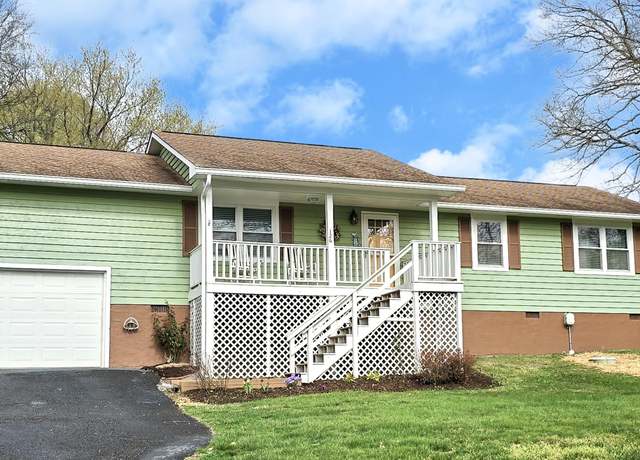 Property at 126 Kimberlin Heights Rd, Knoxville, TN 37920, 3 beds, 2 baths