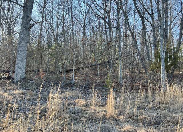 Property at 140 Manchester Rd, Crossville, TN 38558