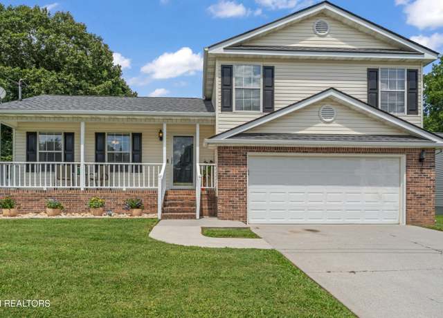 Property at 6868 Saint Croix Ln, Knoxville, TN 37918, 3 beds, 2 baths