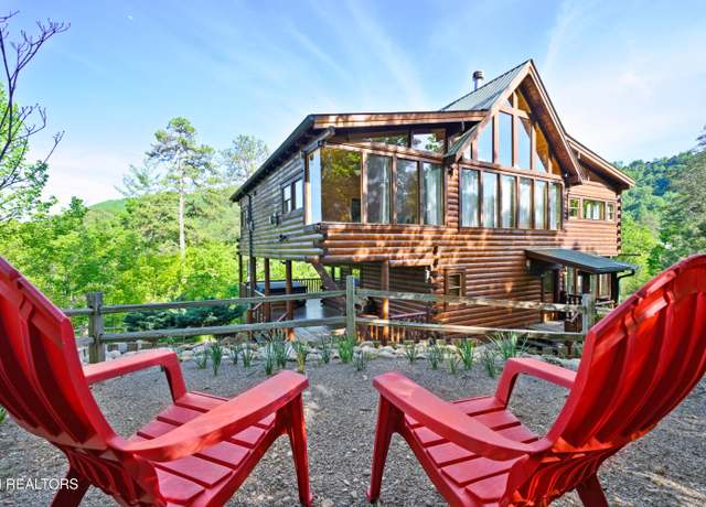 Property at 3040 Amanda Jane Way, Sevierville, TN 37862, 4 beds, 4.5 baths