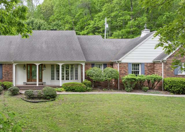 Property at 145 Lynn Ave, Jellico, TN 37762, 5 beds, 3.5 baths