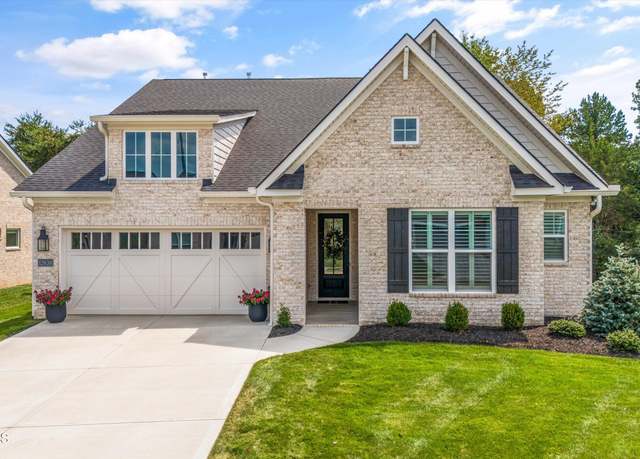 Property at 12638 Red Poppy Dr, Knoxville, TN 37934, 3 beds, 3 baths