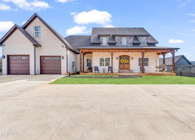 Property at 941 Emory Church Rd, Knoxville, TN 37922, 5 beds, 7 baths