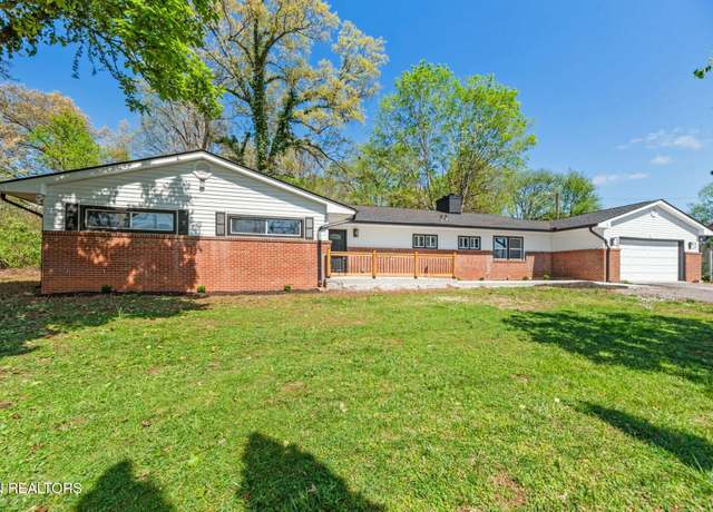 Property at 909 Dartmouth Rd, Knoxville, TN 37914, 4 beds, 3 baths
