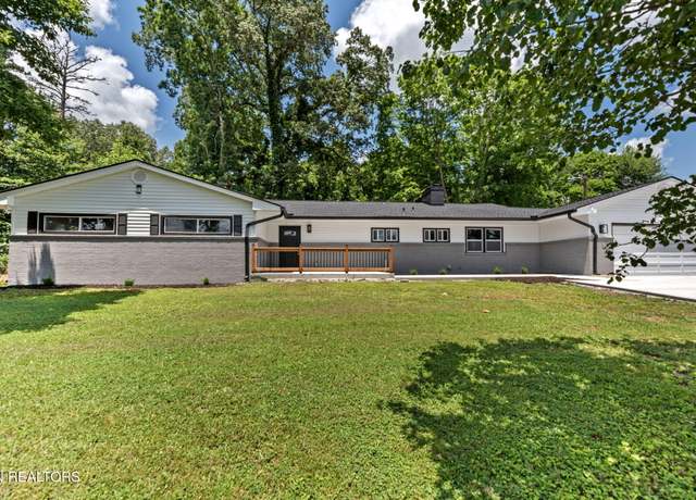 Property at 909 Dartmouth Rd, Knoxville, TN 37914, 4 beds, 3 baths