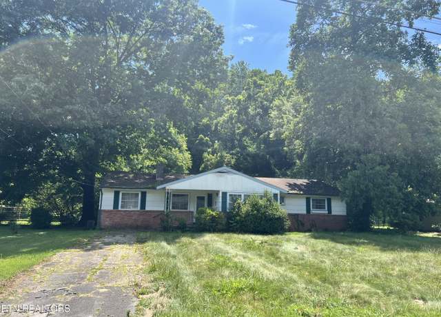 Property at 6001 Meadow Oak Ln, Knoxville, TN 37920, 4 beds, 2 baths