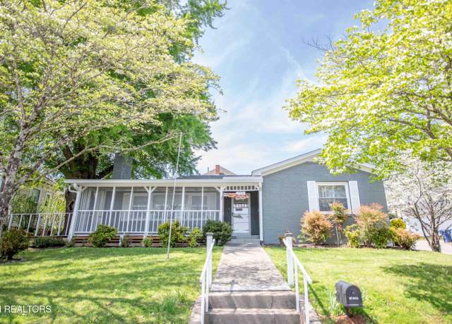 Property at 505 N High St, Sweetwater, TN 37874, 2 beds, 3 baths