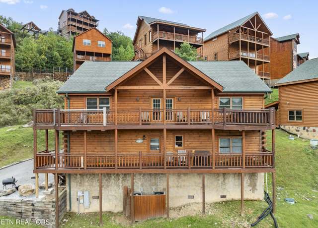 Property at 1237 Bird Nest Way, Sevierville, TN 37862, 6 beds, 6 baths