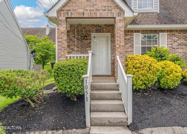 Property at 1051 Nod St, Knoxville, TN 37932, 2 beds, 2 baths