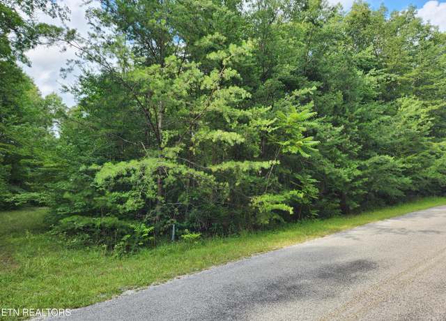 Property at 218 Malvern Rd, Crossville, TN 38558