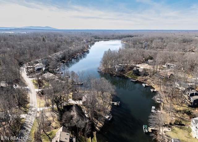 Property at 189 Meadowview Dr, Crossville, TN 38558