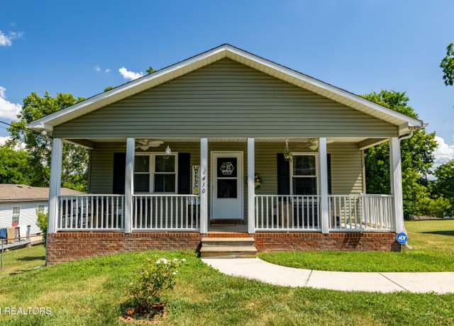 Property at 1410 Morningside Ave, Maryville, TN 37804, 3 beds, 1.5 baths