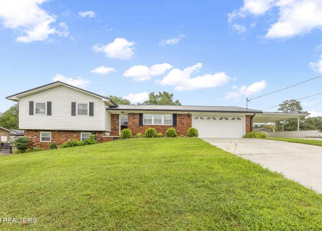 Property at 7338 Palmleaf Rd, Knoxville, TN 37918, 3 beds, 2.5 baths