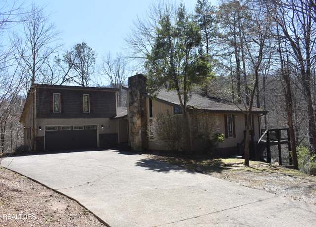 Property at 1014 N Ridge Pl, Sevierville, TN 37876, 2 beds, 3 baths