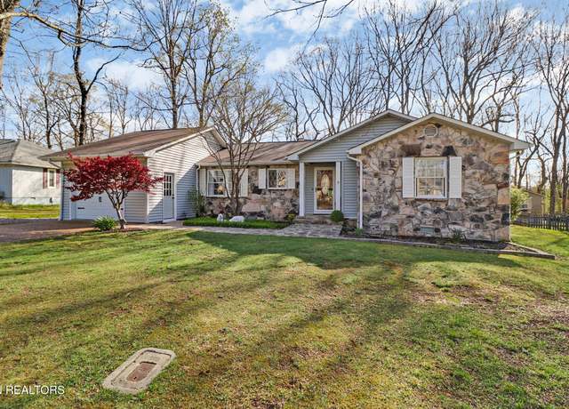 Property at 131 Berkshire Loop, Fairfield Glade, TN 38558, 2 beds, 2.5 baths