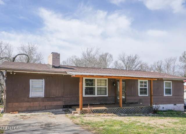 Property at 605 Black Forest Dr, Maryville, TN 37801, 3 beds, 1 bath