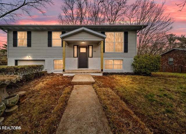 Property at 7712 W Sesame Ln, Knoxville, TN 37938, 3 beds, 2 baths