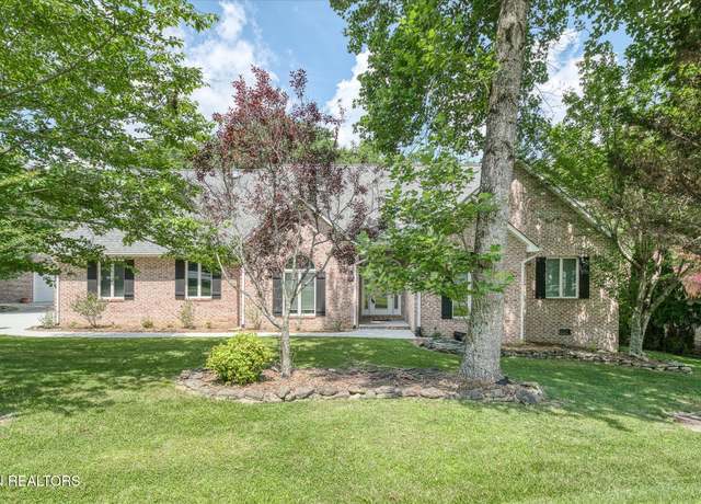 Property at 126 Markham Ln, Crossville, TN 38558, 3 beds, 2 baths