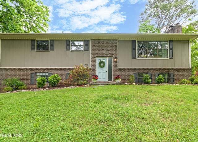 Property at 1714 Woodhaven Dr, Knoxville, TN 37914, 6 beds, 3.5 baths
