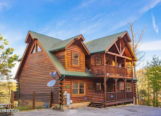 Property at 1723 High Rock Way, Sevierville, TN 37862, 4 beds, 5 baths