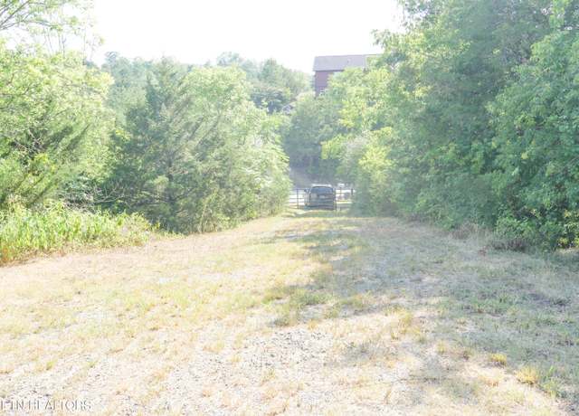 Property at 1798 Rauhuff Hollow Rd, Sevierville, TN 37876