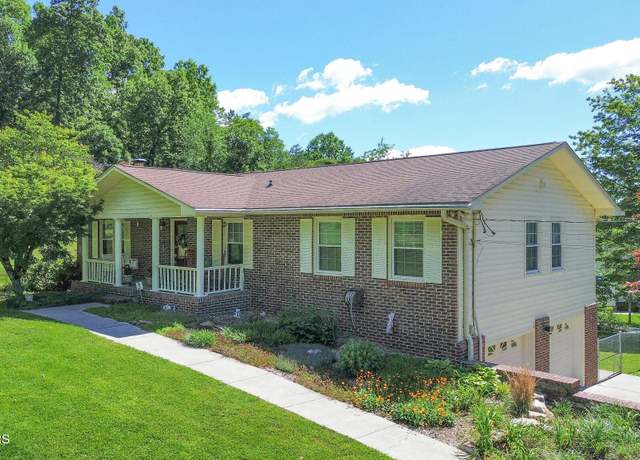 Property at 11308 Couch Mill Rd, Knoxville, TN 37931, 3 beds, 3 baths