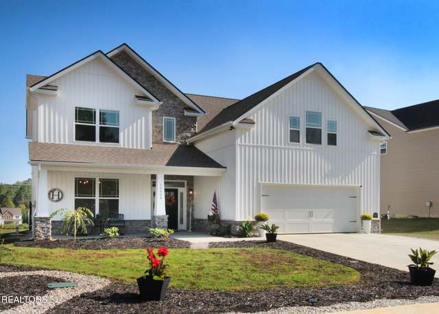 Property at 12664 Myrtle Ridge Ln, Knoxville, TN 37932, 4 beds, 3 baths