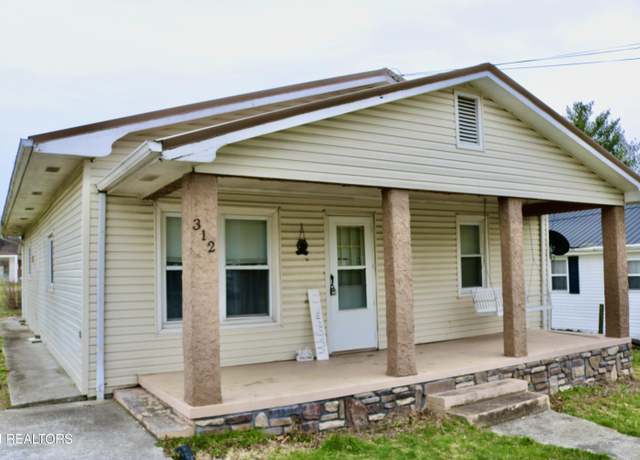 Property at 312 E Hemlock St, Lafollette, TN 37766, 3 beds, 1 bath