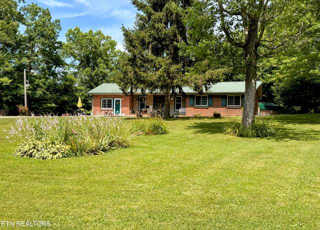 Property at 1065 Star Point Rd, Jamestown, TN 38556, 3 beds, 2 baths