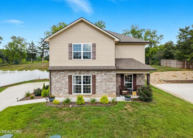 Property at 1516 Griffitts Blvd, Maryville, TN 37803, 3 beds, 2.5 baths
